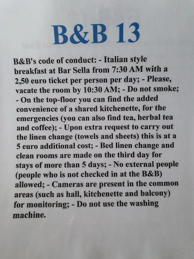 B&B 13 Iglesias Bed & Breakfast